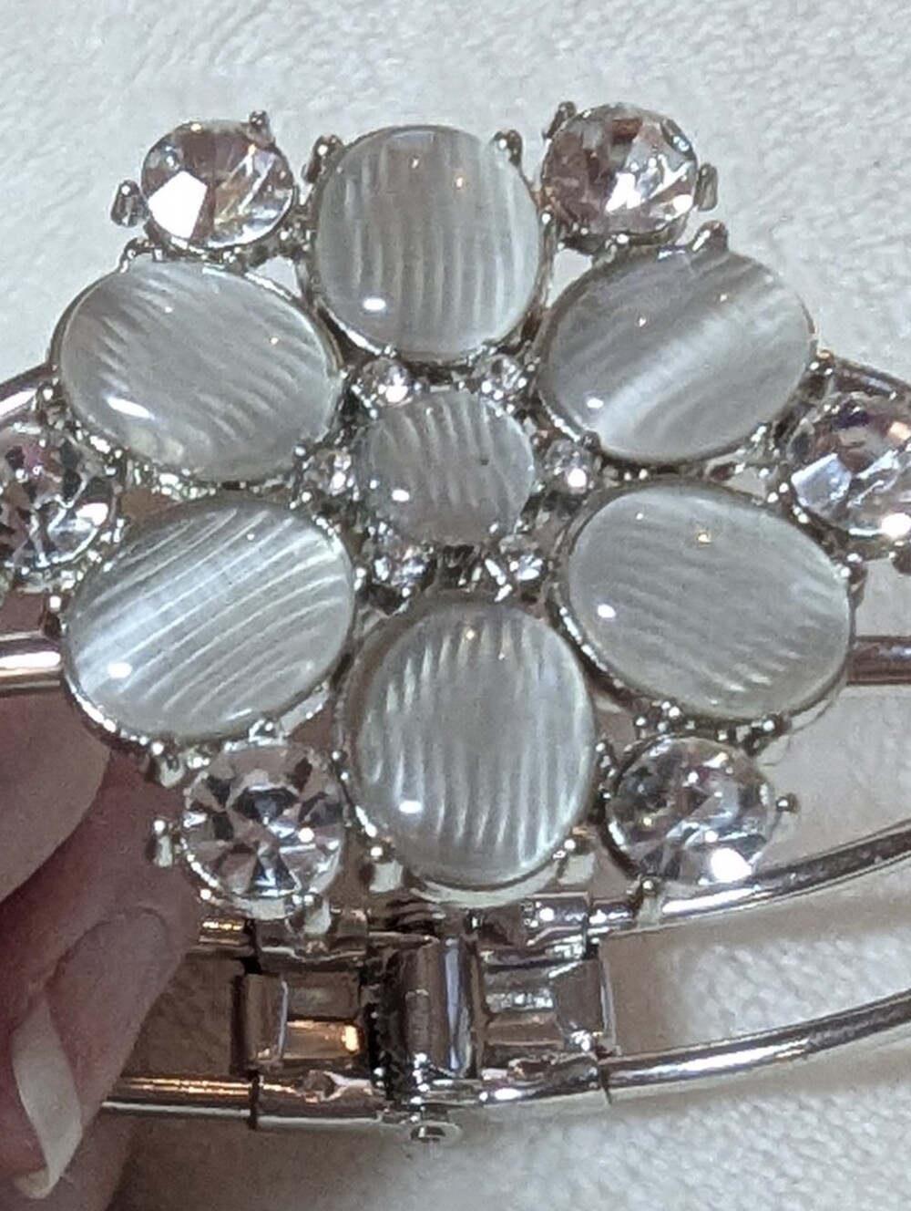Paparazzi "Garden Extravagance" Silver/White Cats Eye Flower Hinge Cuff Bracelet